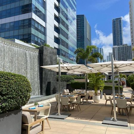 Four Seasons Hotel Miami - Luxury Private Residences Экстерьер фото