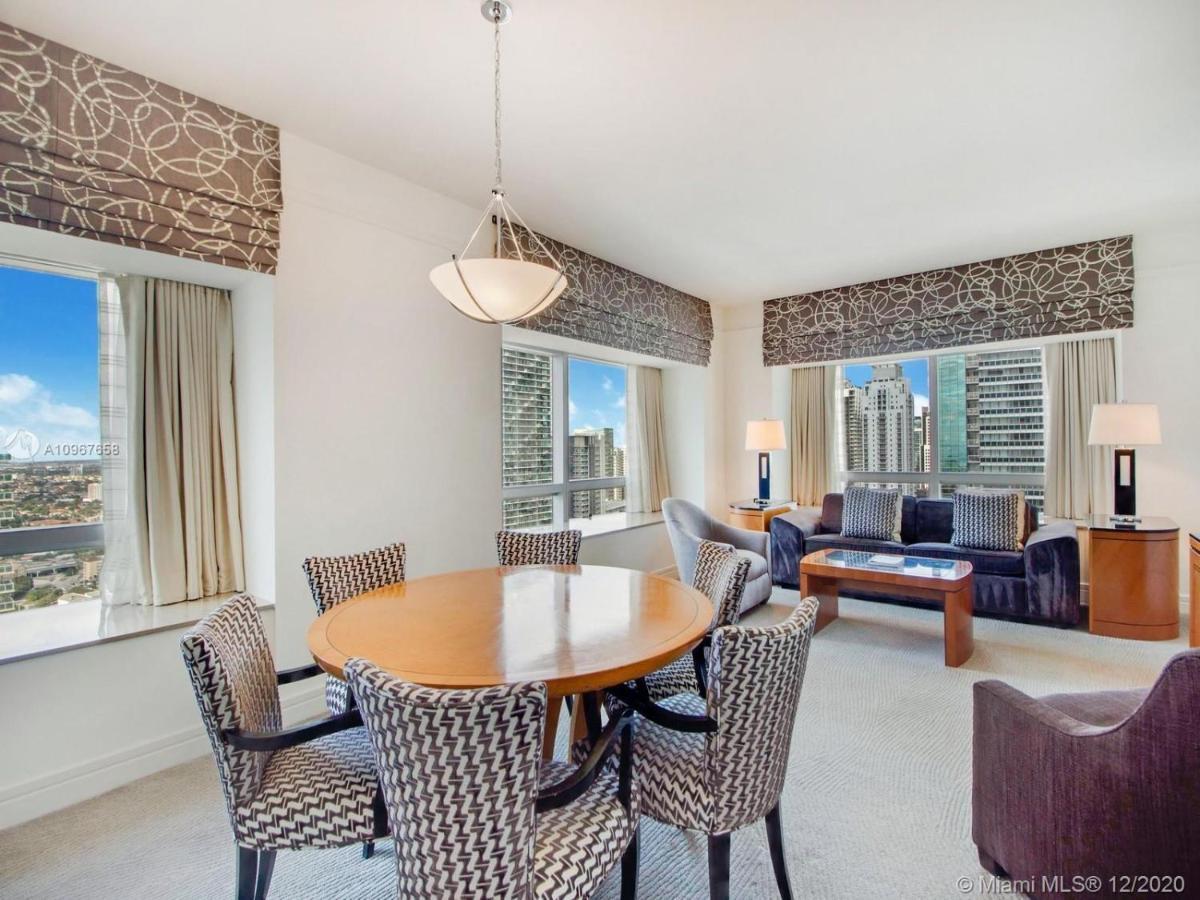 Four Seasons Hotel Miami - Luxury Private Residences Экстерьер фото