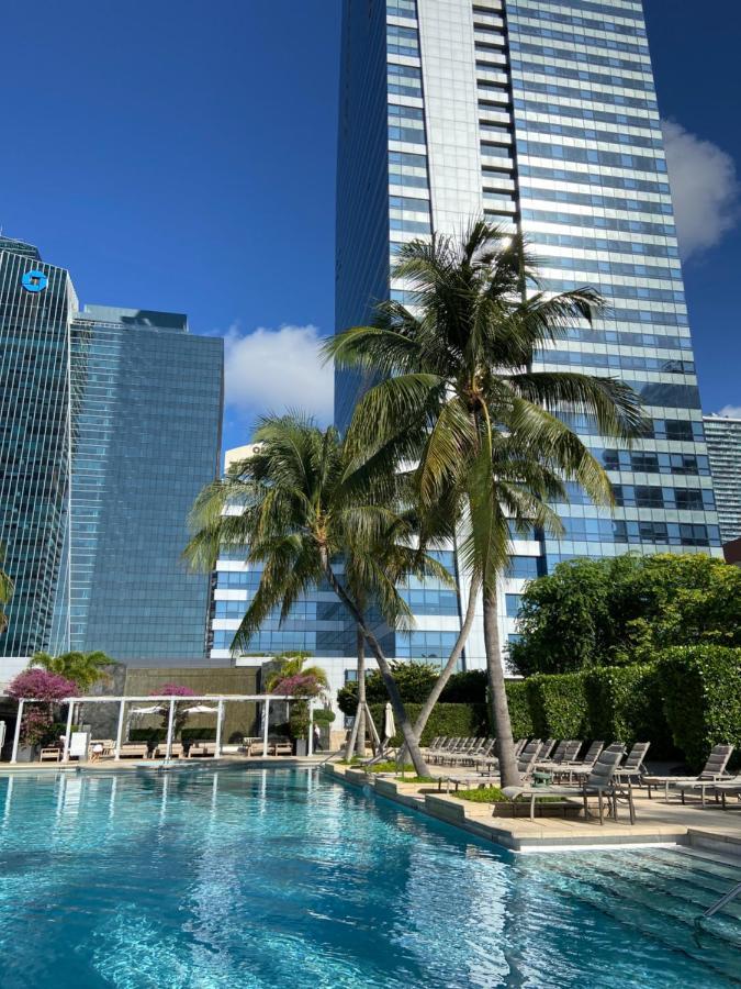 Four Seasons Hotel Miami - Luxury Private Residences Экстерьер фото
