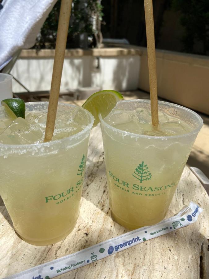 Four Seasons Hotel Miami - Luxury Private Residences Экстерьер фото
